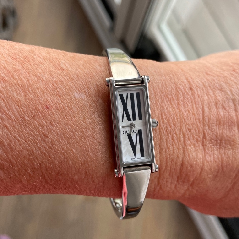 Gucci bracelet watch with horsebit clasp Swiss Made